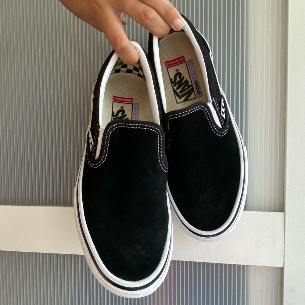 Black Slip-on Vans